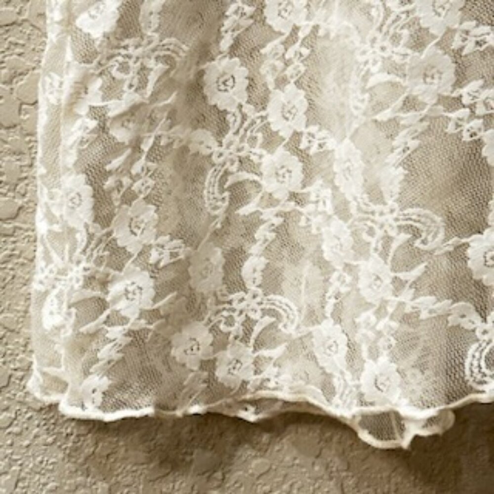 Very Delicate Feminine Romantic Style Cream Lace Blouse Top - Picture 5 of 7